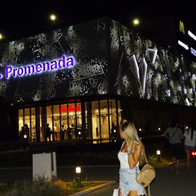 Najlepse osvetljen trzni centar u Novom Sadu – Promenada